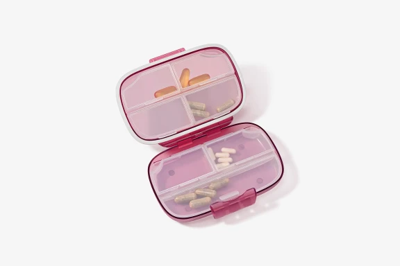 GoBox midi, vyšnių spalvos